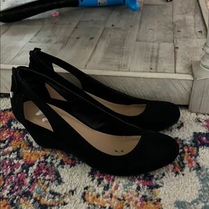 Me Too Black Wedge Shoes Classic Suede